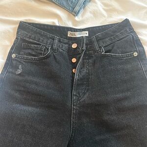 $5 for $25 ⭐️ closet sale!!! Zara jeans